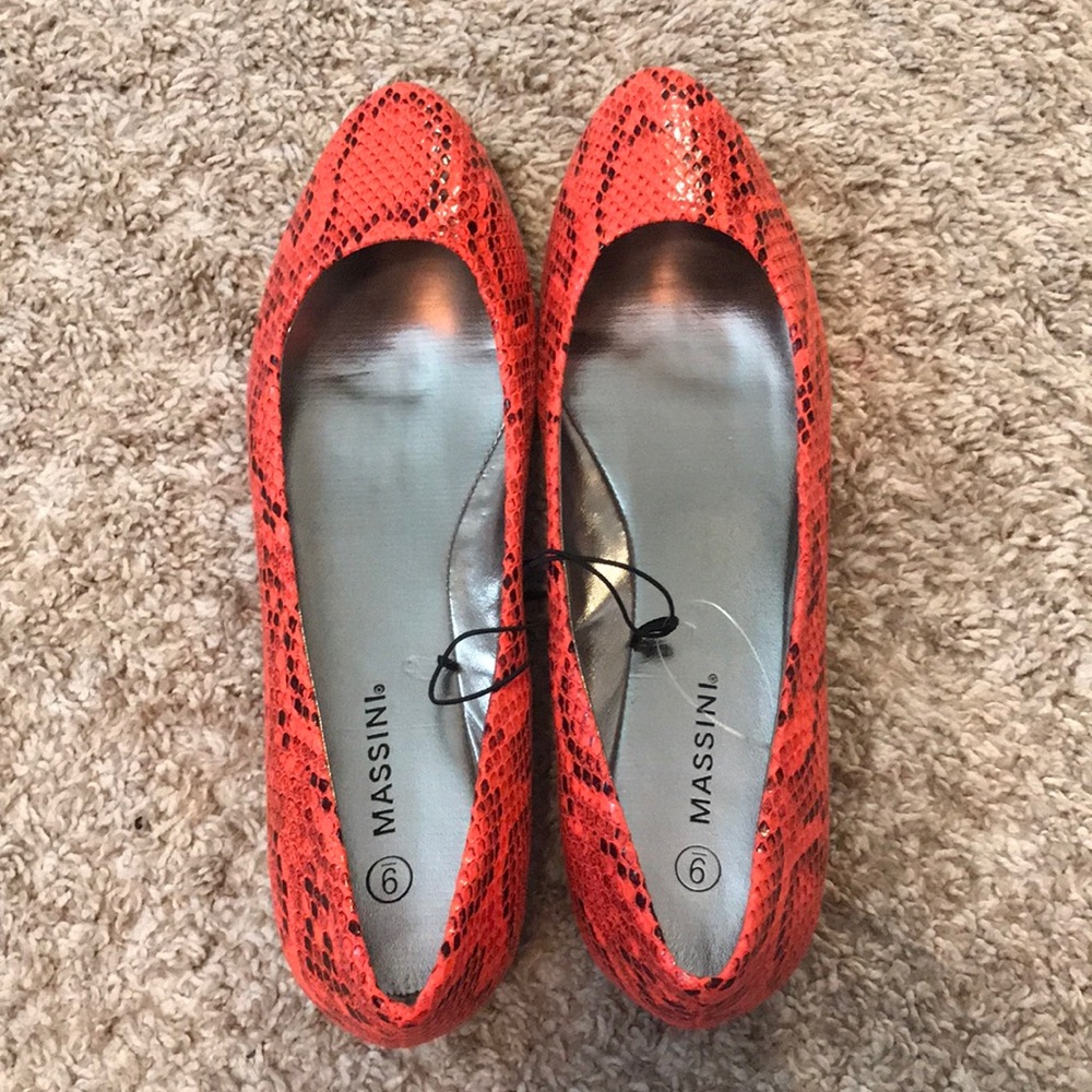 Massini Top Loafer Women Casual Shoe